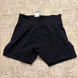 Abercrombie girls high rise essential Black Bike Shorts brand NWT